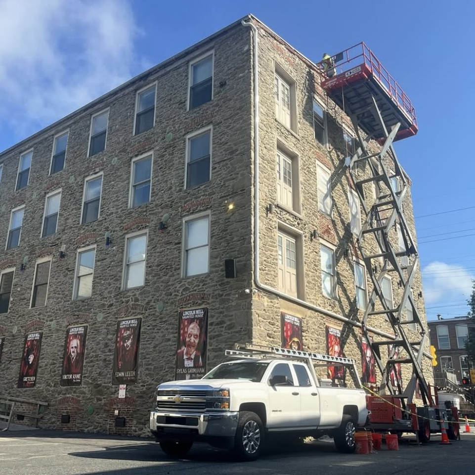 JLM Building 961x961